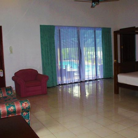 Blue Water Villa Piliyandala Exterior photo