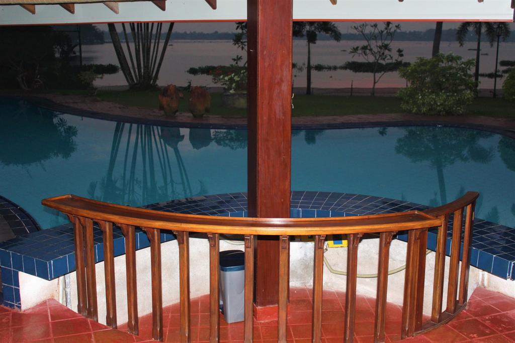Blue Water Villa Piliyandala Exterior photo